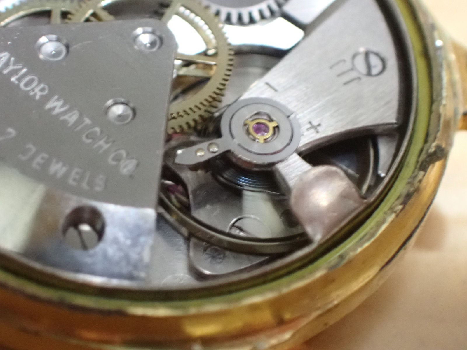 Baron by Baylor 7 Jewel Men’s Mechanical Wind Wristwatch good balance Germany
