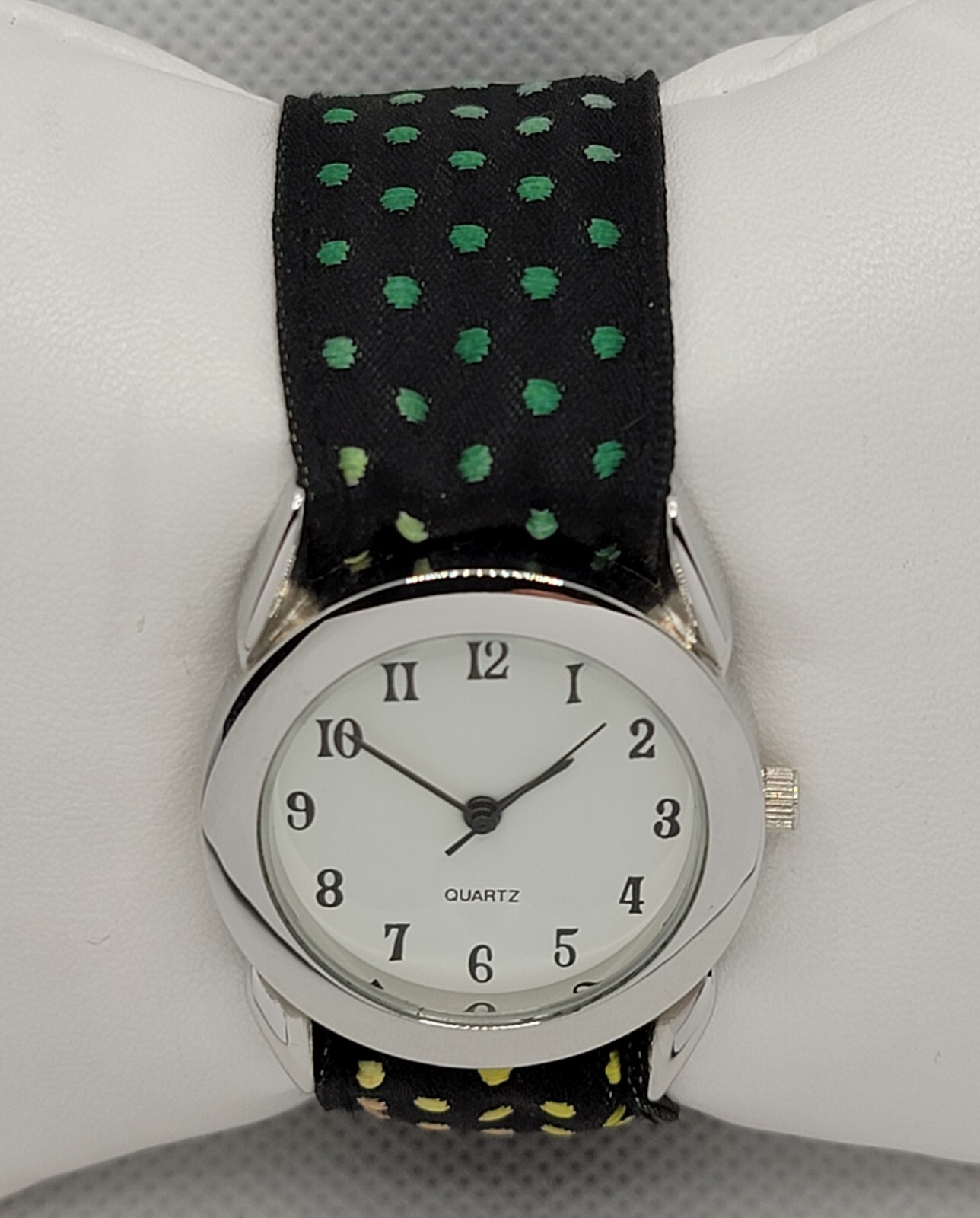 Ladies Trendy Round Silver Tone Black Multicolor Polka-Dot Nylon Band Watch J8