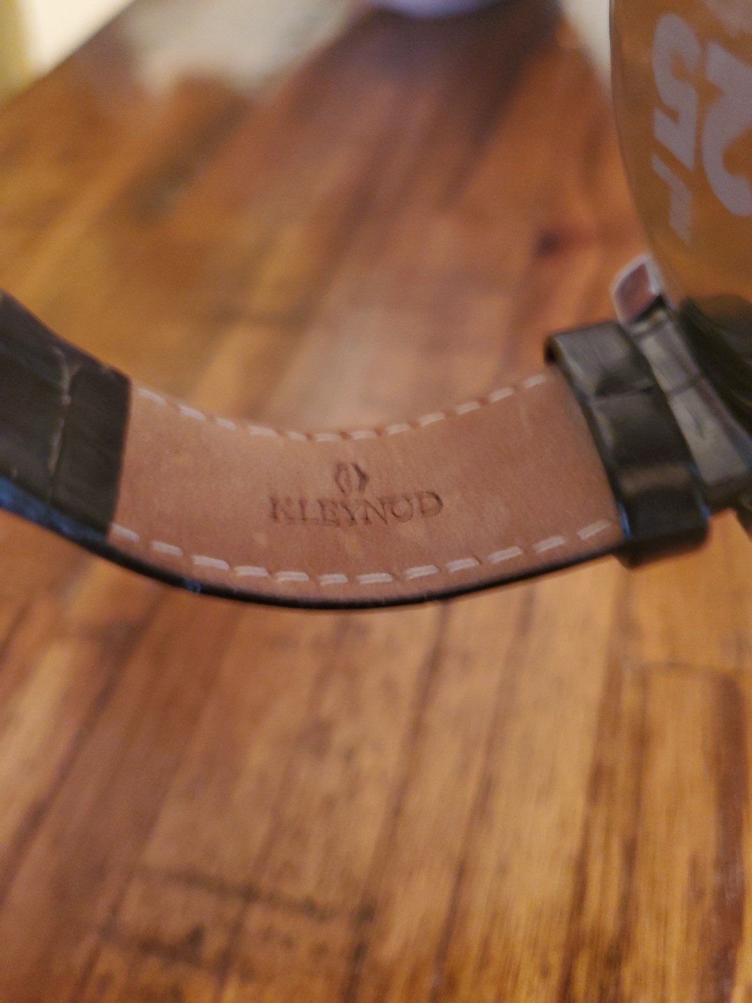KLEYNOD 25 YEAR DEDUCATIN MENS WATCH TO SOFTSERVE IT COMPANY UKRAINE