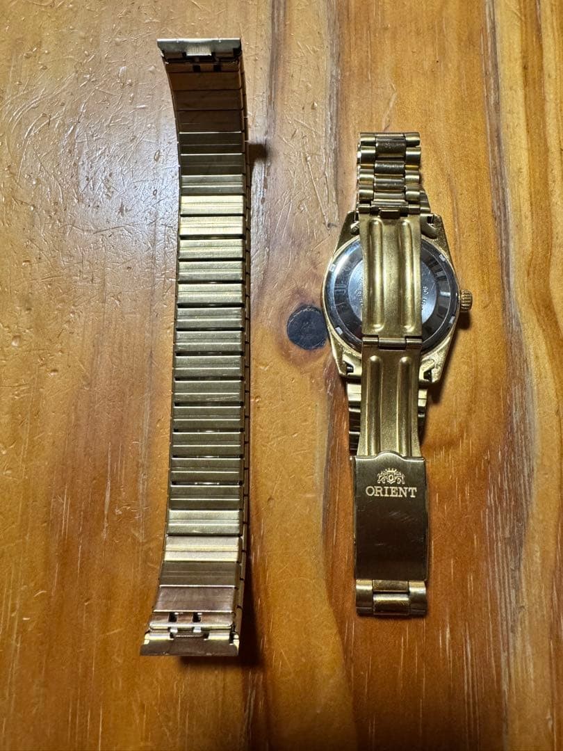ORIENT President Day Date Wristwatch Gold Tone & Expandable Band Timepiece
