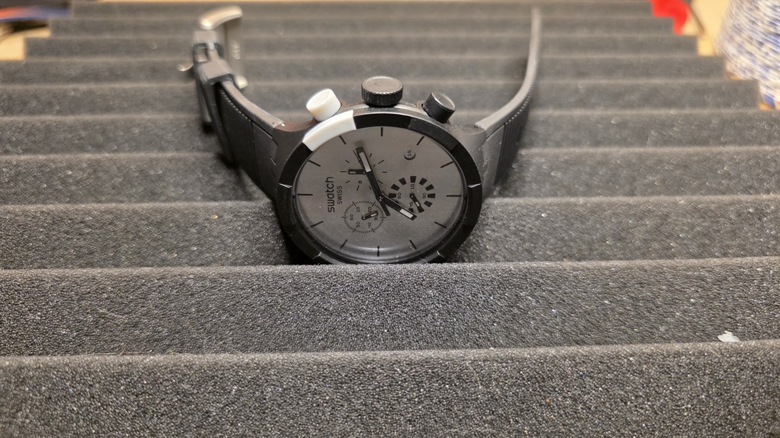New Limited Swiss Swatch Big Bold CHRONO SB02B404 Chequered SILVER 47MM Silver