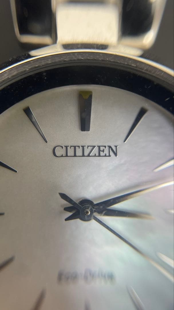 CITIZEN Eco-Drive wristwatch, oval shape.