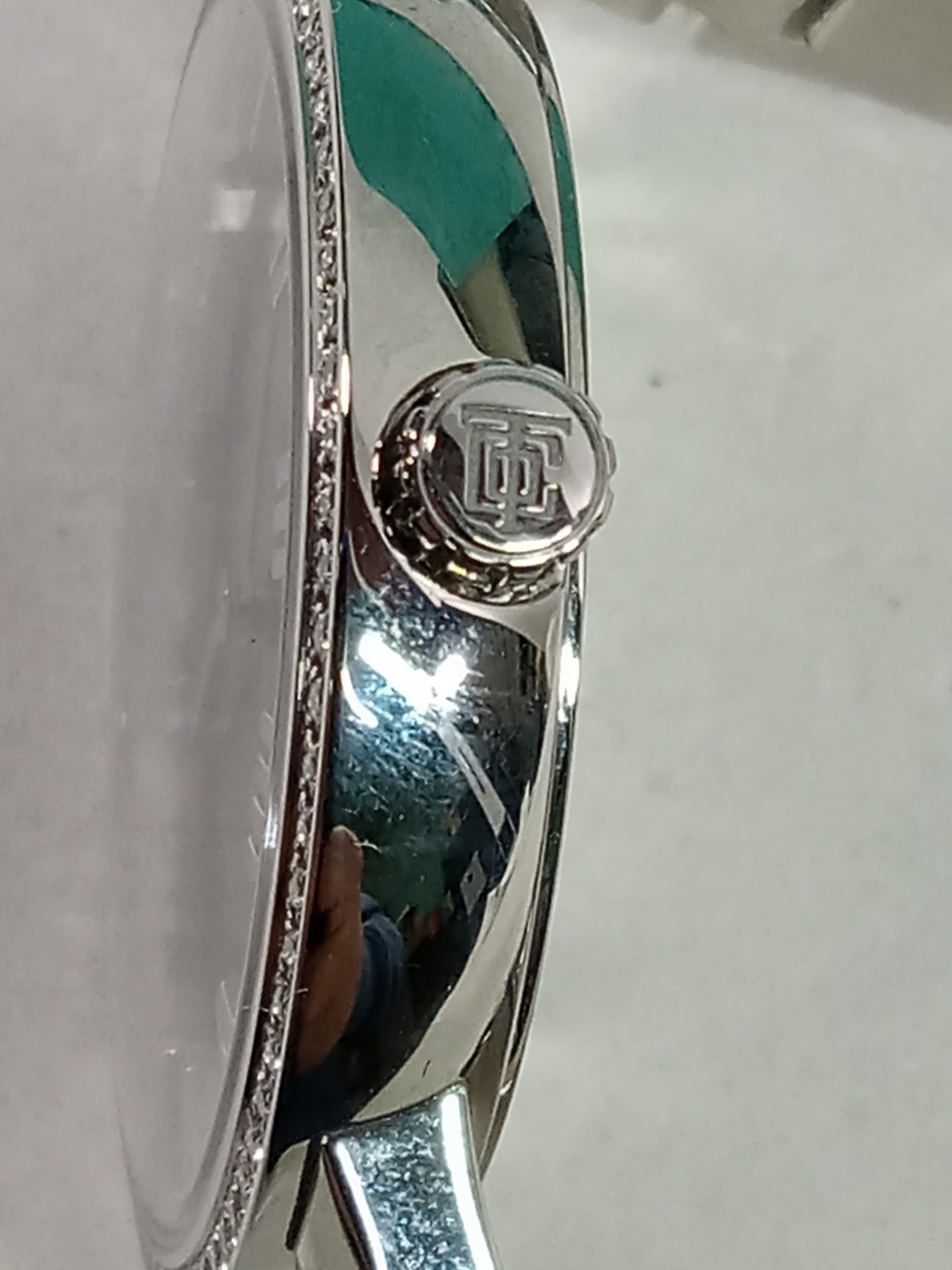 Tiffany & Co Ladies Atlas 2-Hand 31mm Diamond Quartz Steel Watch