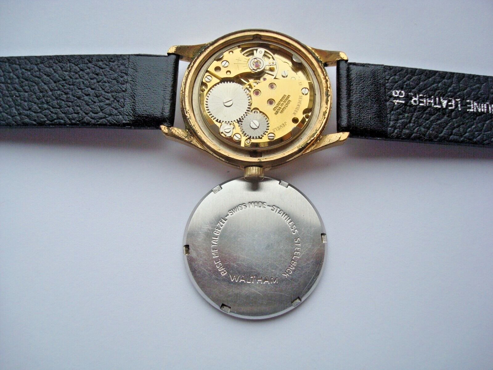 Waltham Mens Watch Manual Wind Up 17j. Date Red Arrow New Band 1960’s Swiss Runs