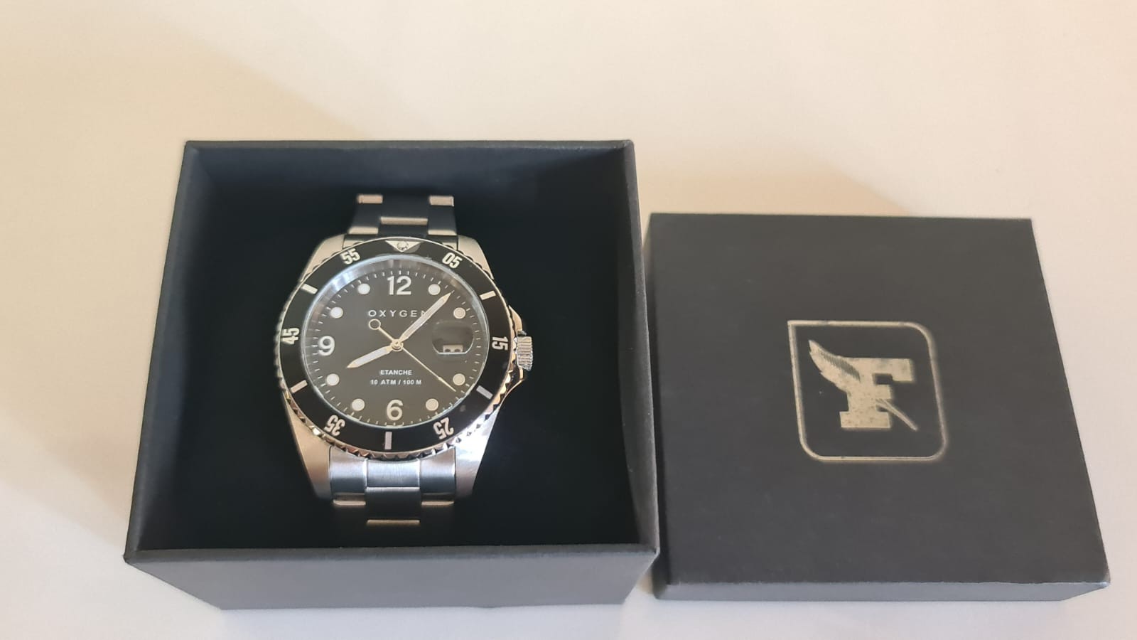 Oxygen Diver Legend Men’s Watch NEW Full Set Black Dial Steel Bracelet 10 ATM 10