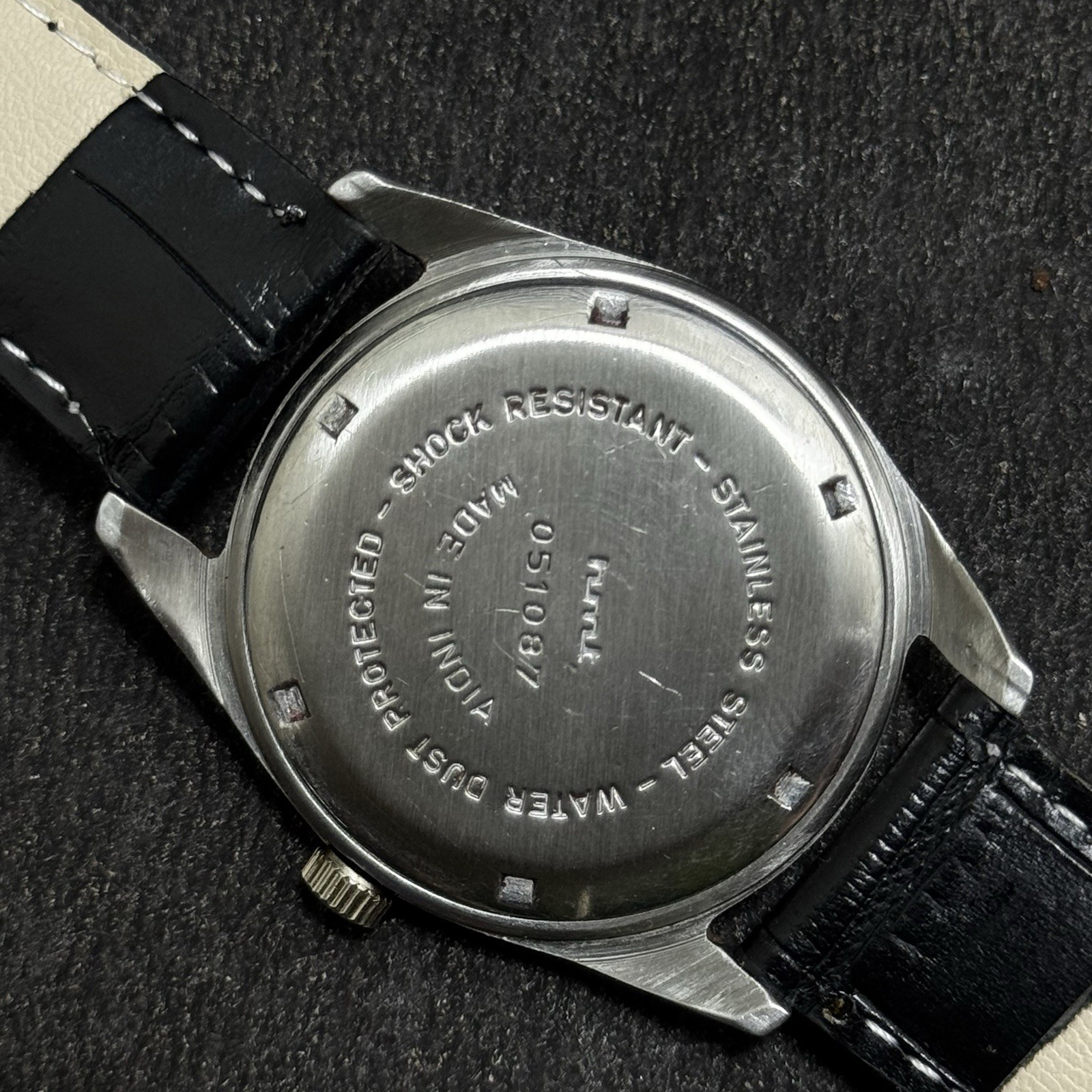 Vintage HMT Kannada Gandaberunda 17 Jewels With Orange Dial Men Wristwatch