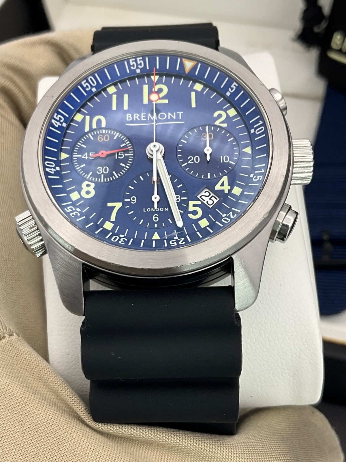 Bremont ALT1 Blue Men’s Blue Strap Watch – ALT1-P/BL 3 Straps Set