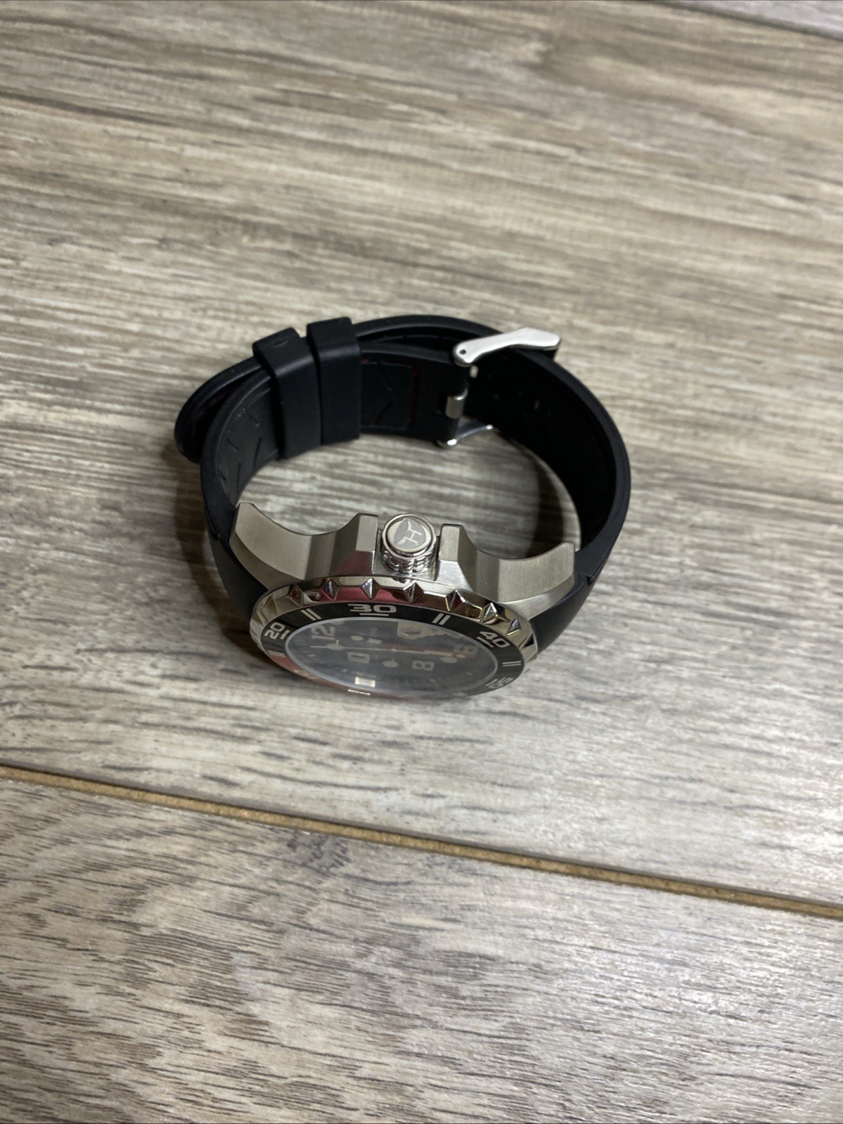Men’s Harding HA06 Black Red Dive-Style Watch Black Dial 50mm Rubber Strap