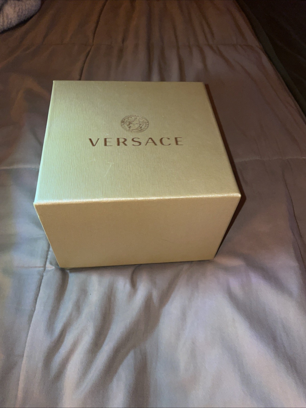 Versace Men’s Hellenyium Quartz Watch V11090017 Green Dial BRAND NEW