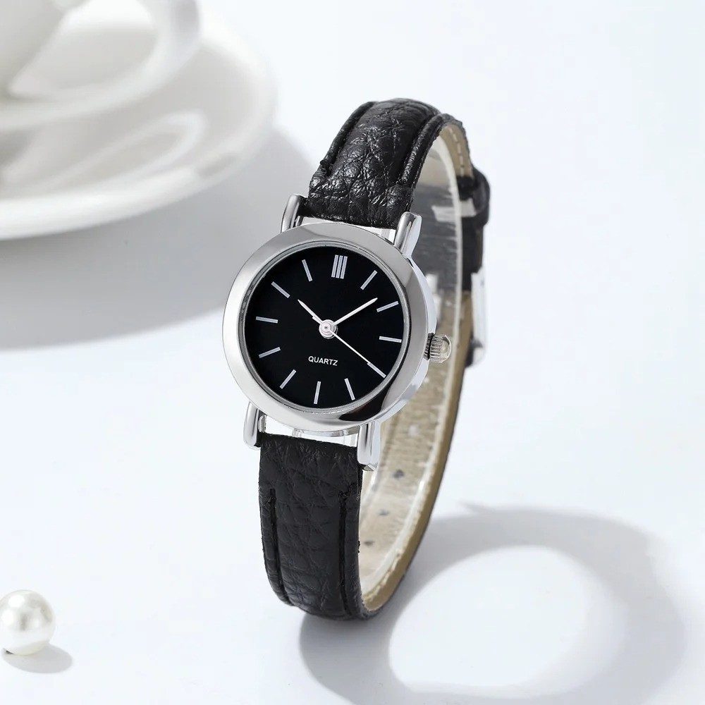 Fashion Small Dial Women’s Watch – Simple Leather Band, Analog Quartz Wristwatch