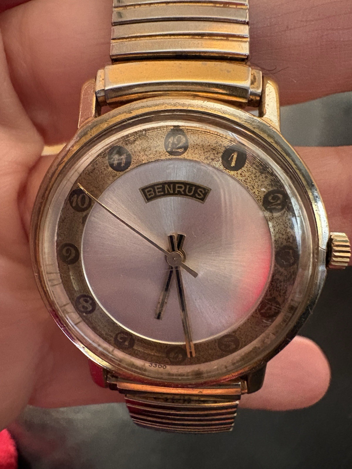 Vintage Benrus Mechanical Men’s Watch 3300 Two-Tone Dial Speidel Band Runs