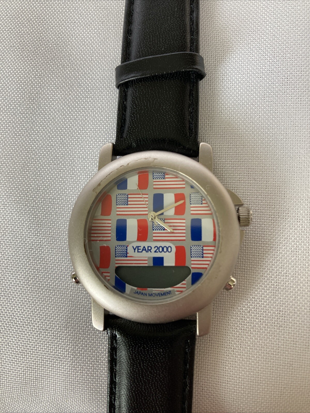 Year 2000 Wrist Watch 1.5″ Red White Blue France & USA Flags Black Leather Strap