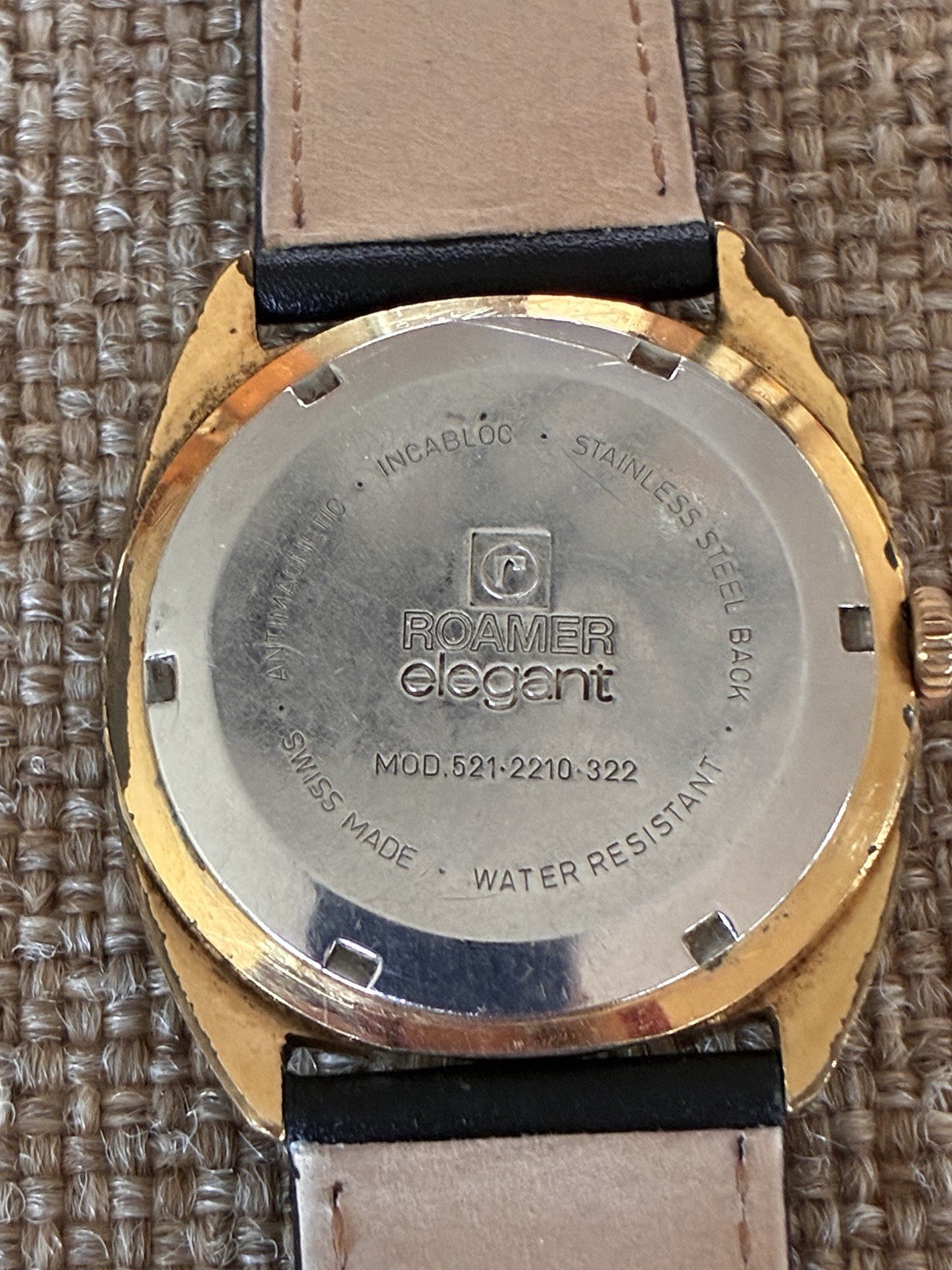 Vintage 1970s Roamer Elegant Mechanical Swiss Watch Red Arrow Sweep Second Date