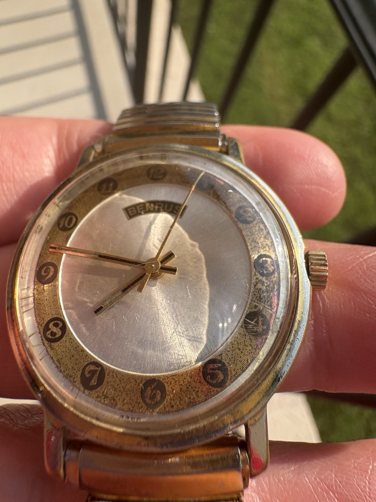 Vintage Benrus Mechanical Men’s Watch 3300 Two-Tone Dial Speidel Band Runs