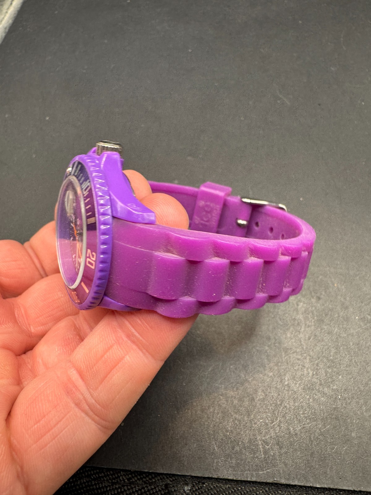 Ice Watch Ice Shadow Imperial Purple Rubber Band Plastic Case 5 ATM Date Watch