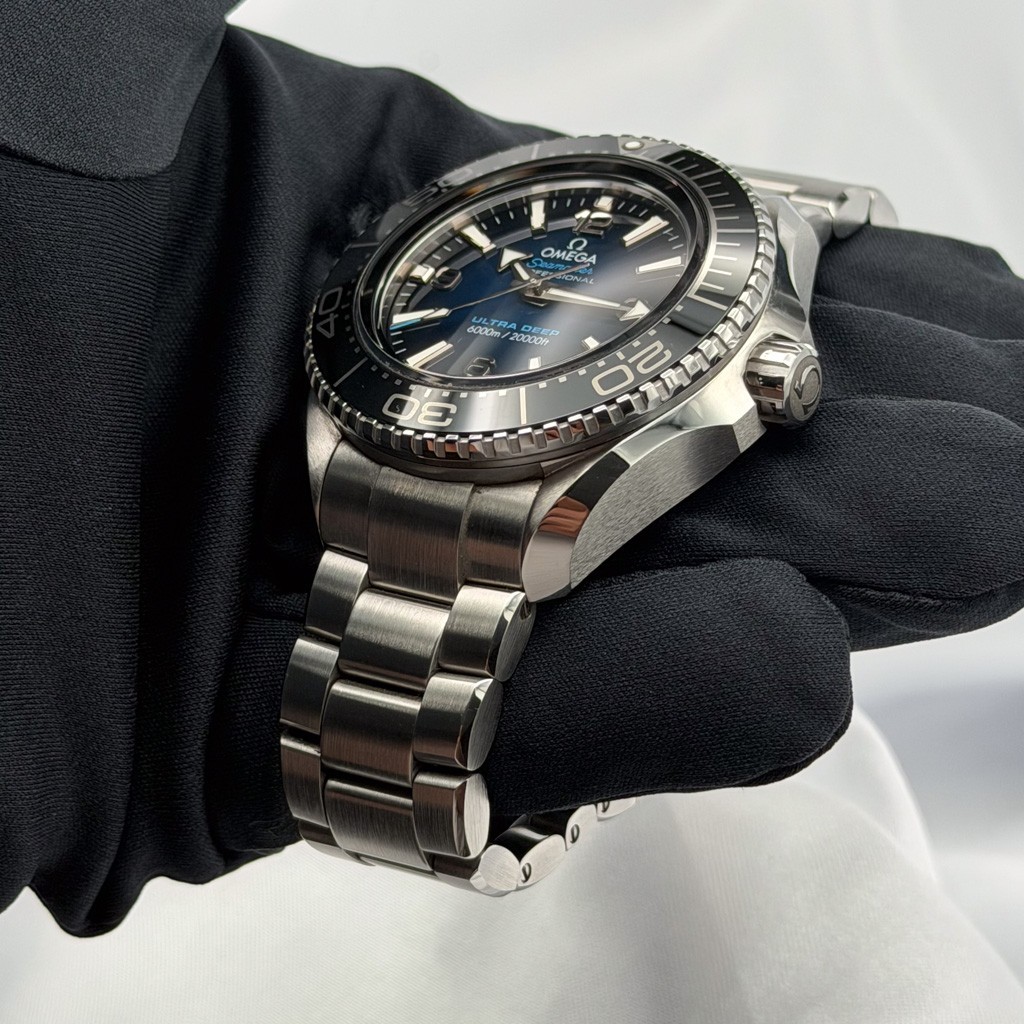 Omega Seamaster Planet Ocean 6000M Ultra Deep 45.5mm Blue 215.30.46.21.03.001