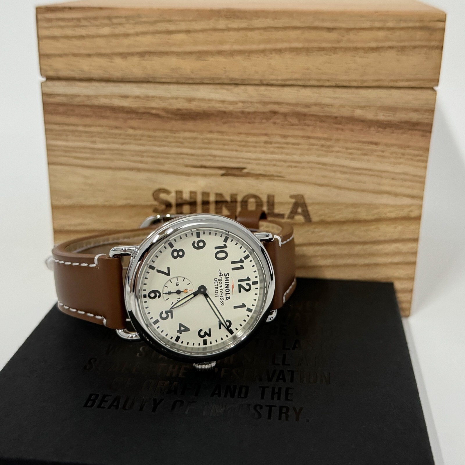 Shinola The Runwell Cream Dial Tan Leather Strap Chronograph Quartz Watchs 41mm