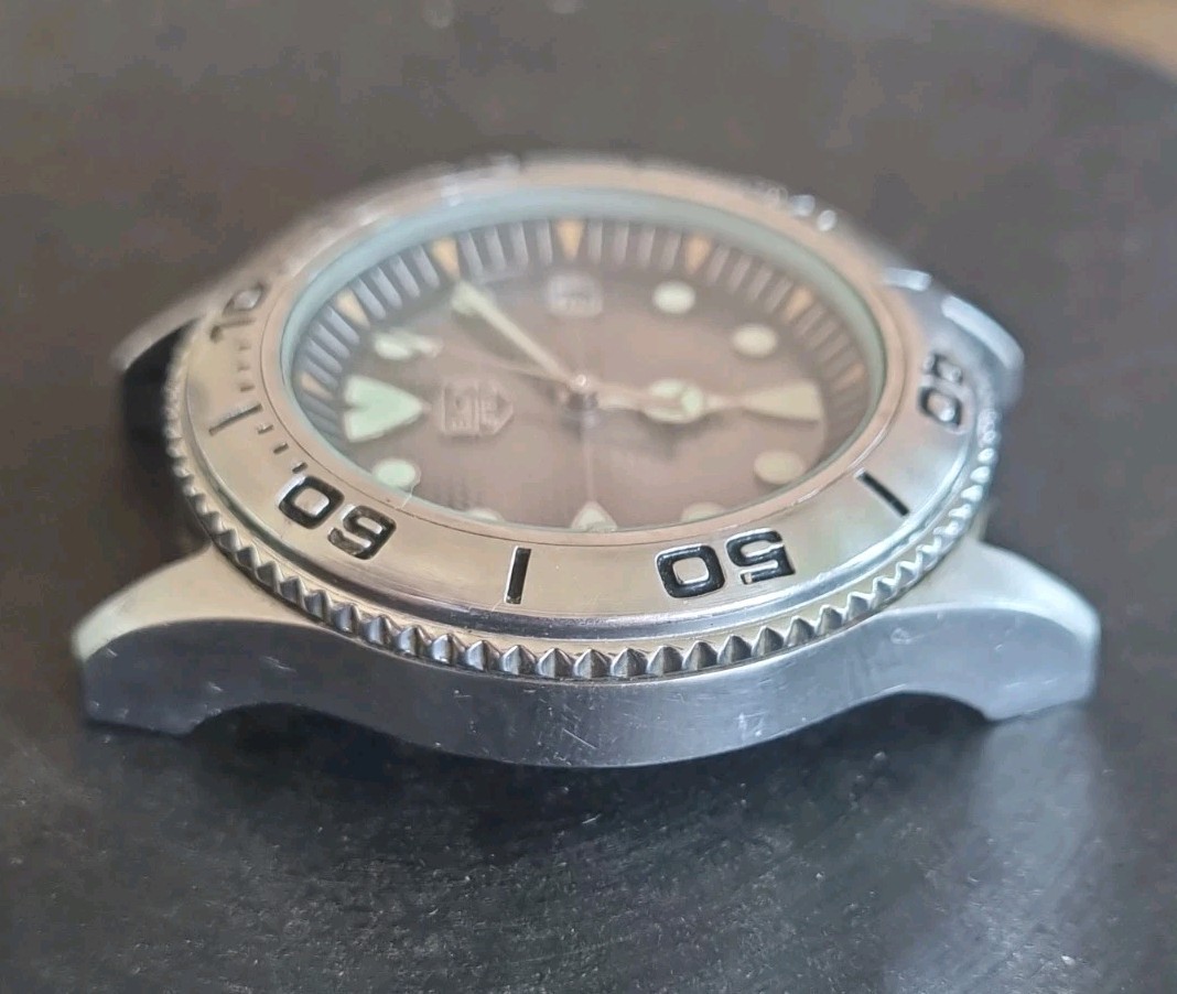 Elgin Dive Style Watch FQ026-007 7W71 Missing Band In Working Condition.