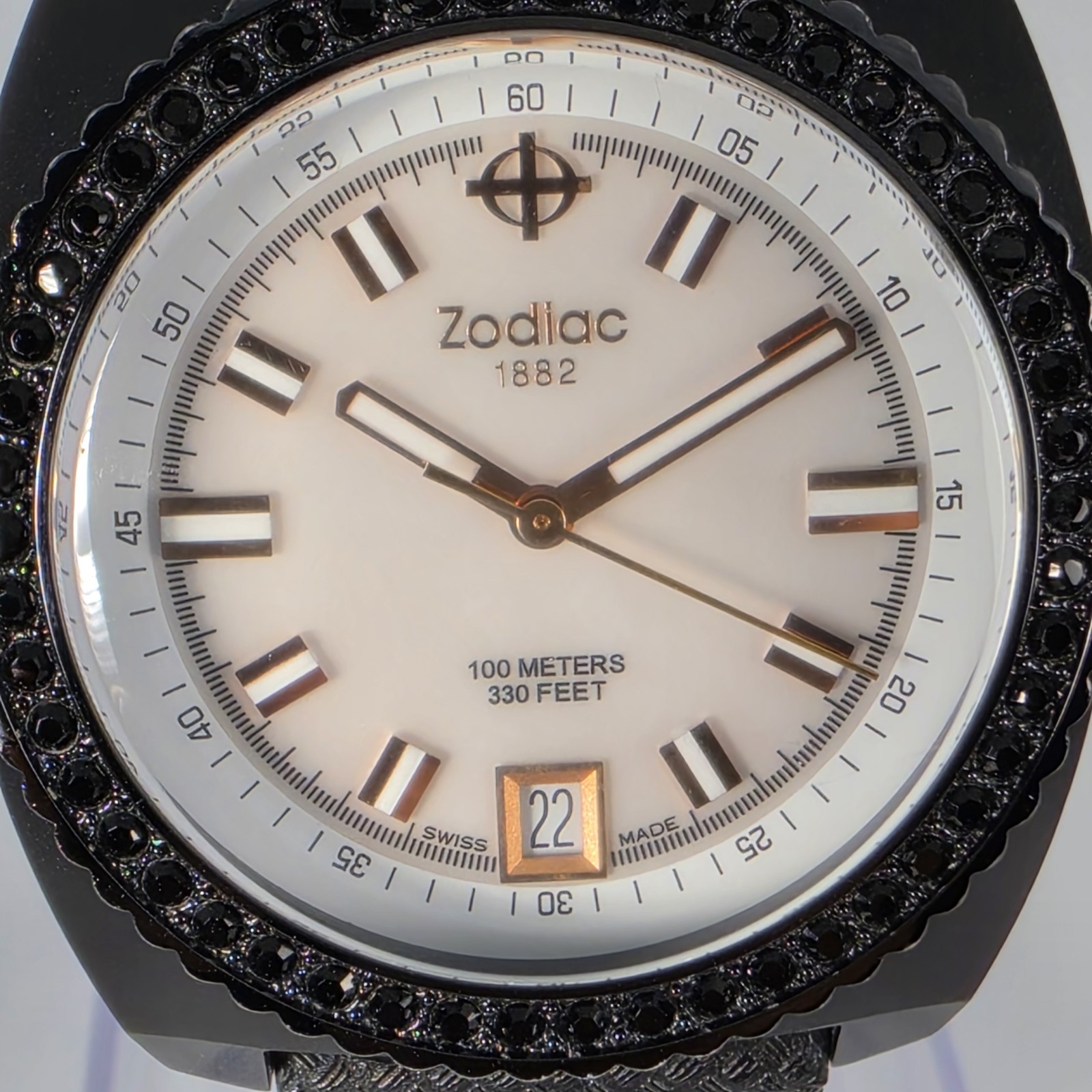 ZODIAC SEADRAGON UNISEX STAINLESS ST WATER RESISTAN 100M MOTHER PEARL DIAL 38mm