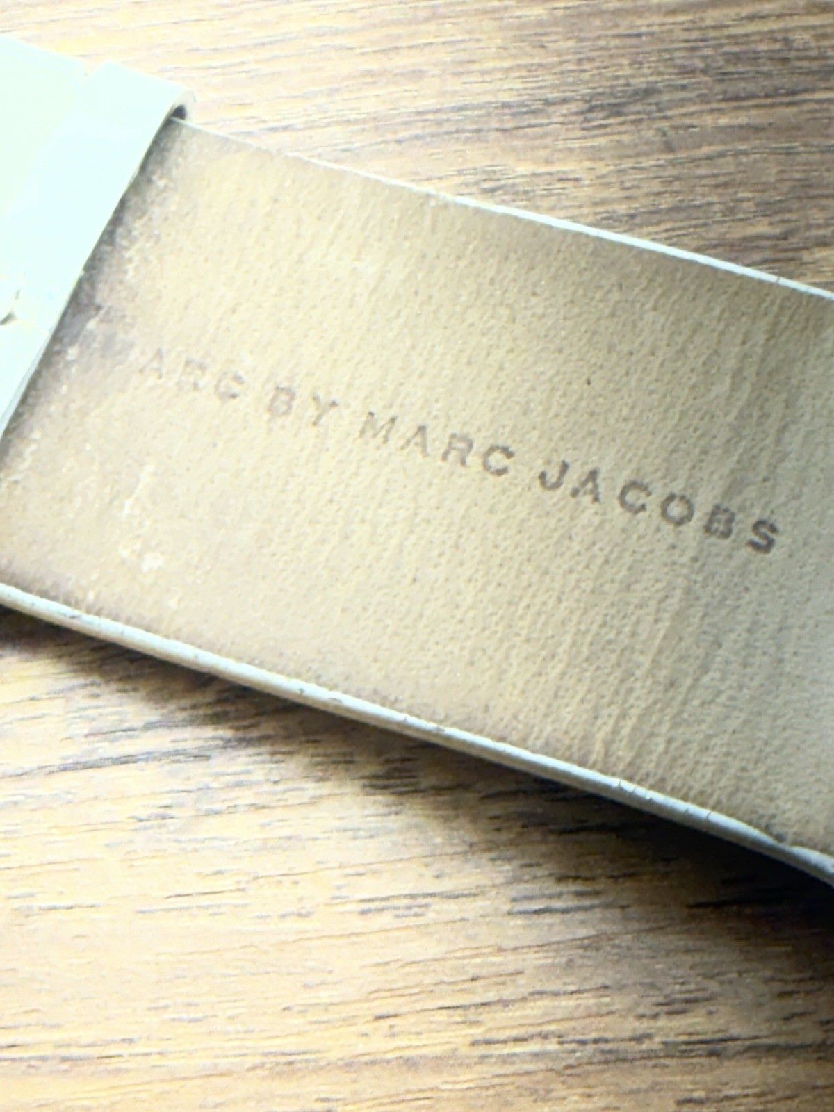 MARC By MARC JACOBS WATCH Gloss White HEART Shape WATCH With Leather Band