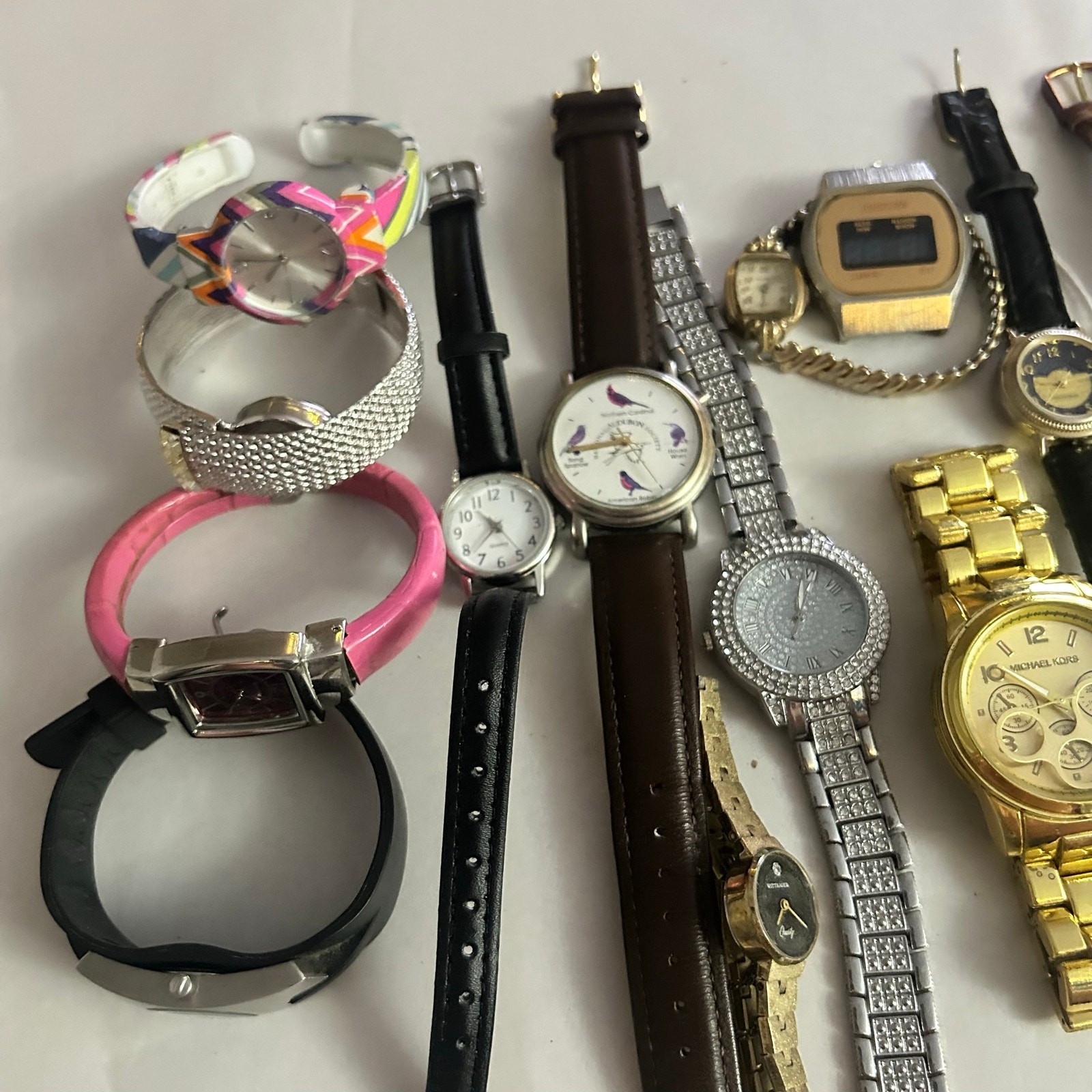 Assorted Watches Used Not Working For Parts Or Pieces lot 8