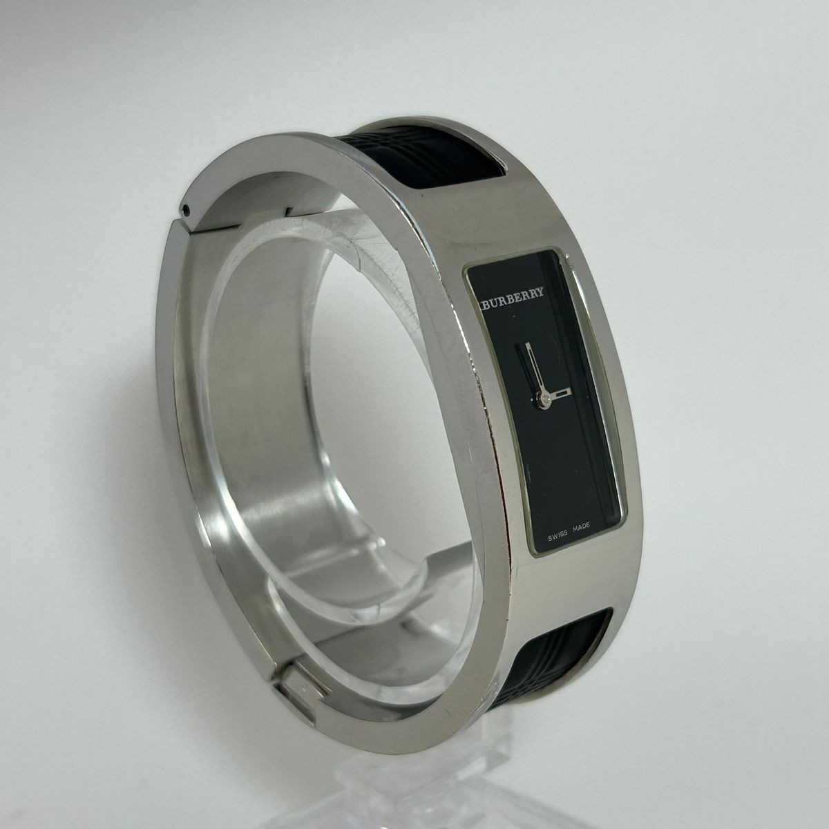 BUBERRY Burberry bangle black quartz ladies