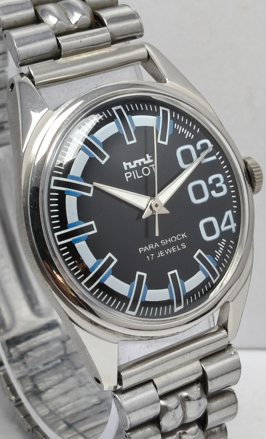 HMT Pilot 17 Jewels Hand Winding Wrist Watch For Men’s In Working Condition