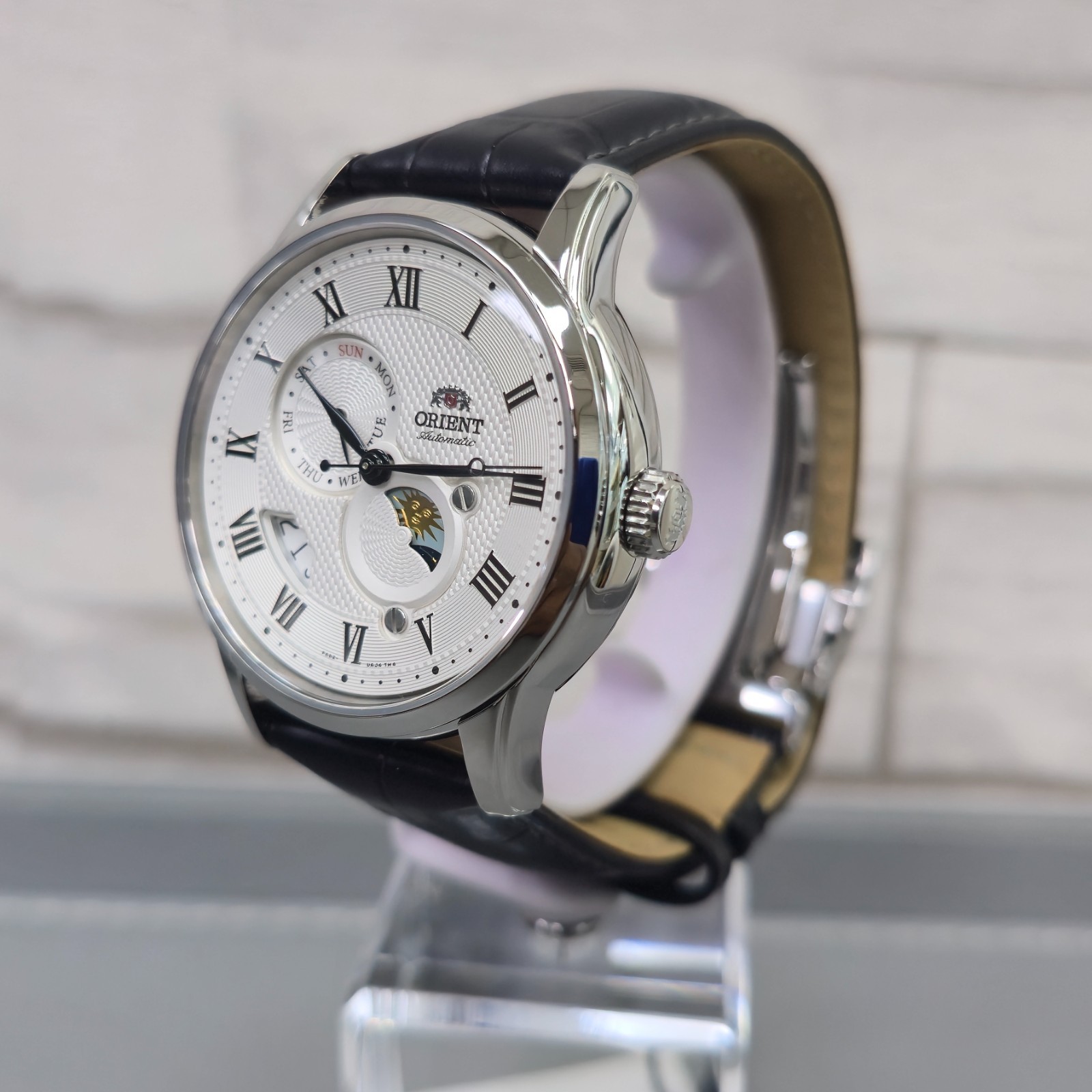 Orient Classic Sun & Moon RA-AK0008S Automatic White Dial 42.5mm New Men’s Watch