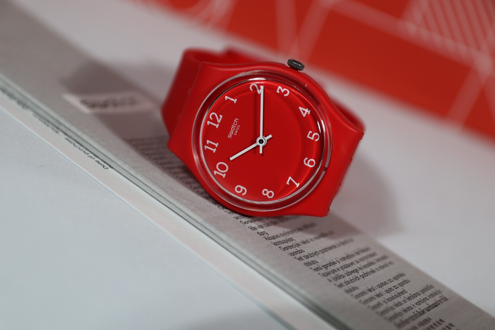 New Rare Limited Swiss Made Swatch SUNETTY GR175 Red Silicone Matte Strap 34mm