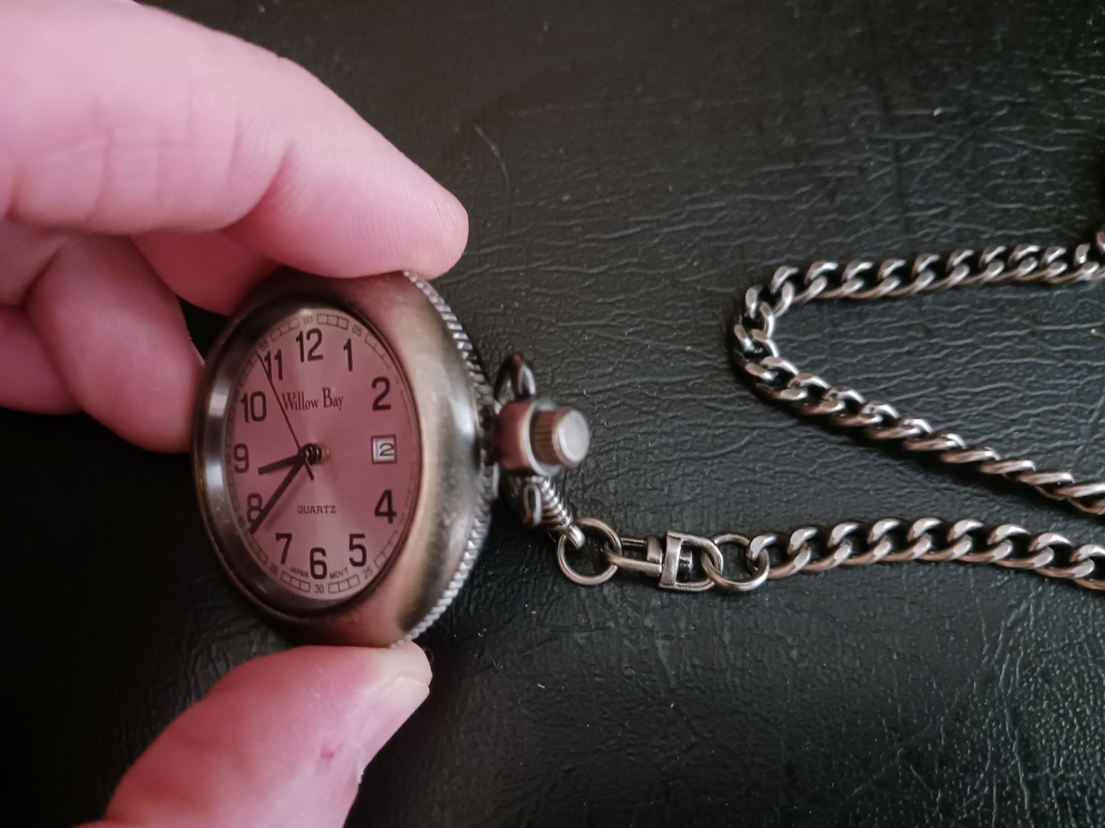 ​Willow Bay BY618 Quartz Pocket Watch + Chain Brushed Silver Tone, Needs Battery