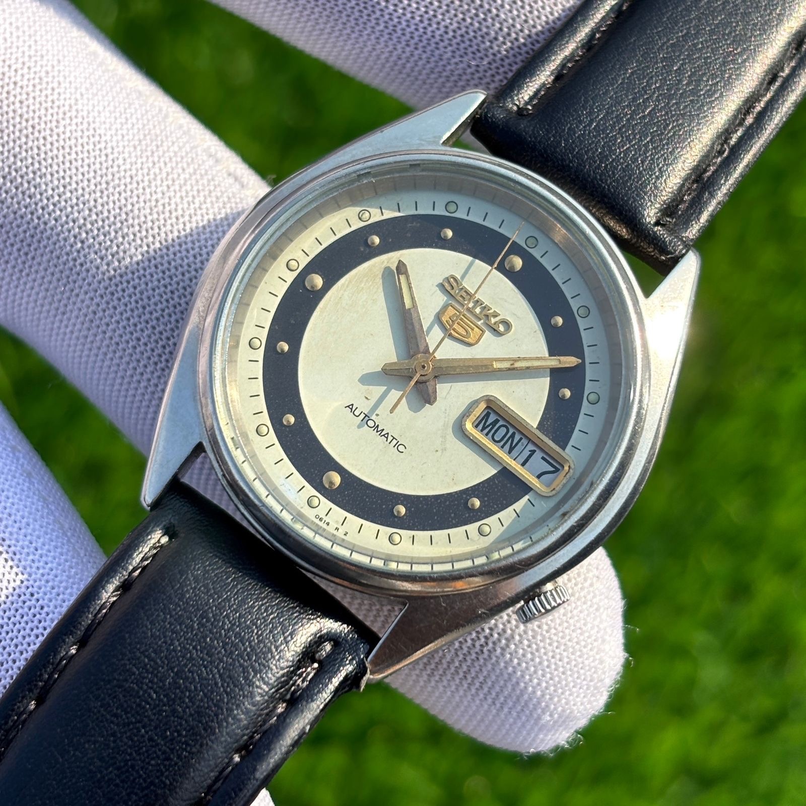 Vintage Seiko 5 Dress Formal Automatic Japan Made Men’s Watch 7009-6001