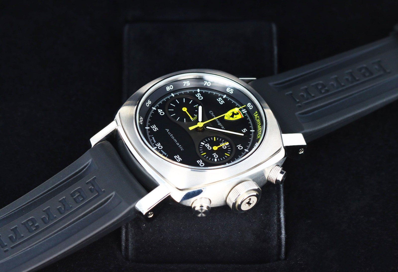Panerai Ferrari Scuderia Chronograph, Black Dial, Limited to 800 -Steel FER00008