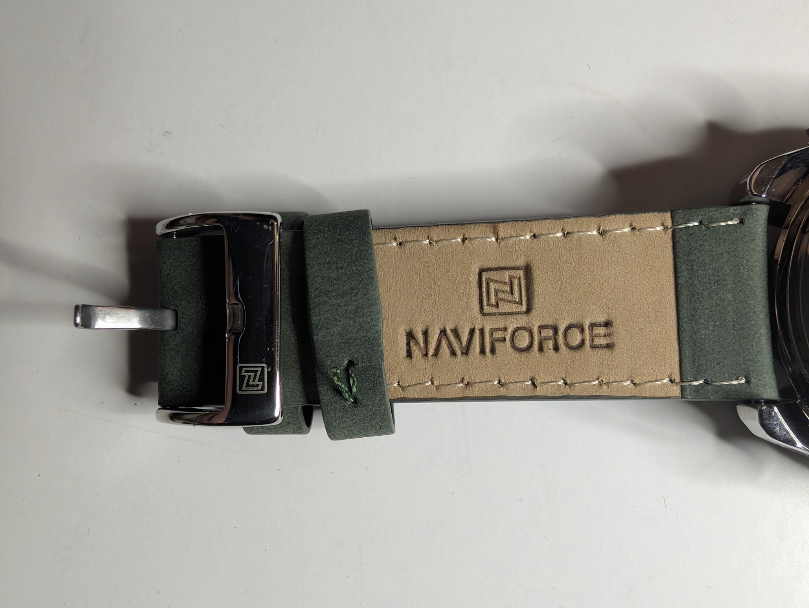 Naviforce Chronograph Green Leather Strap Stainless Steel Case Analog Watch