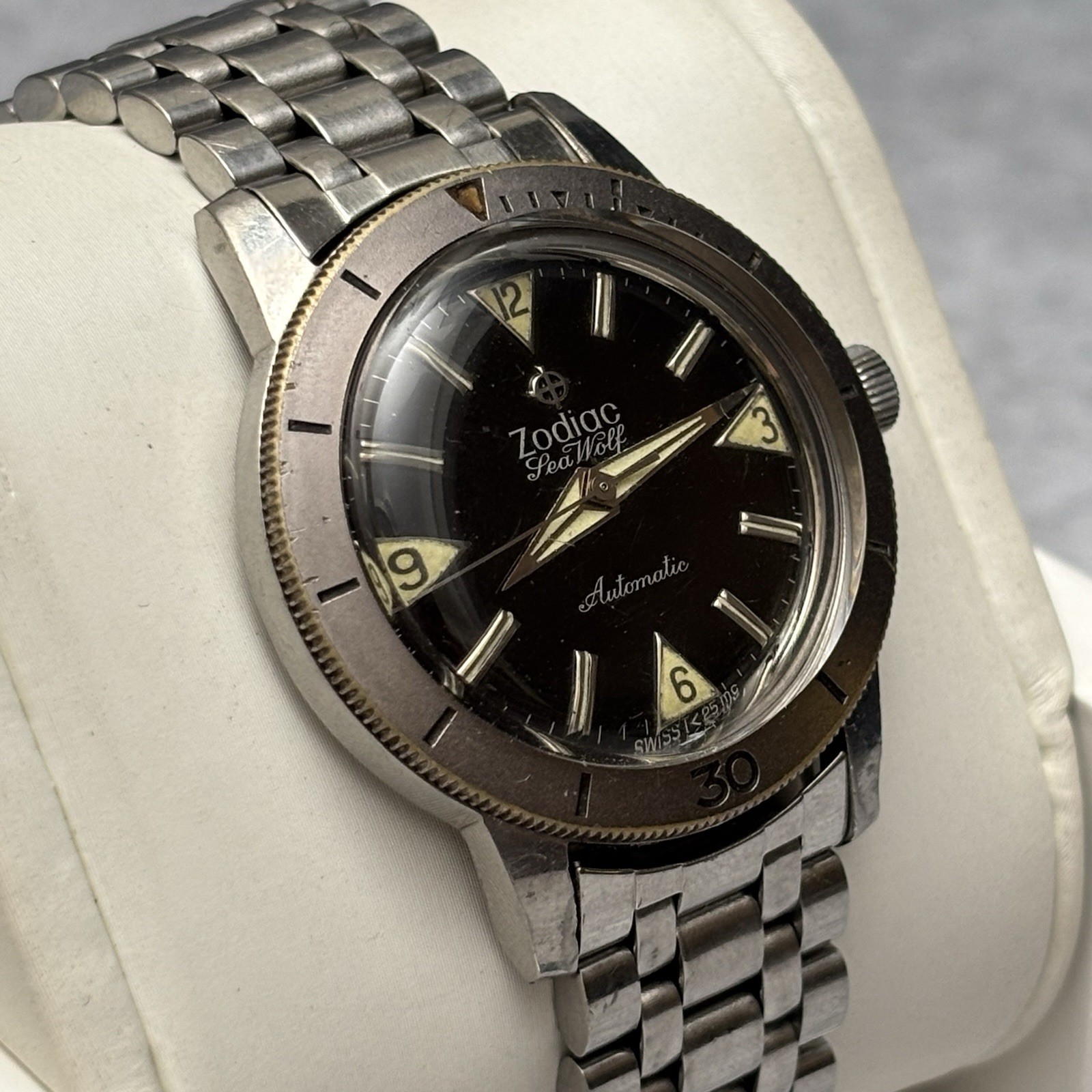 Vintage Zodiac SeaWolf 1960’s Black Original Dial No Date Bracelet Skindiver