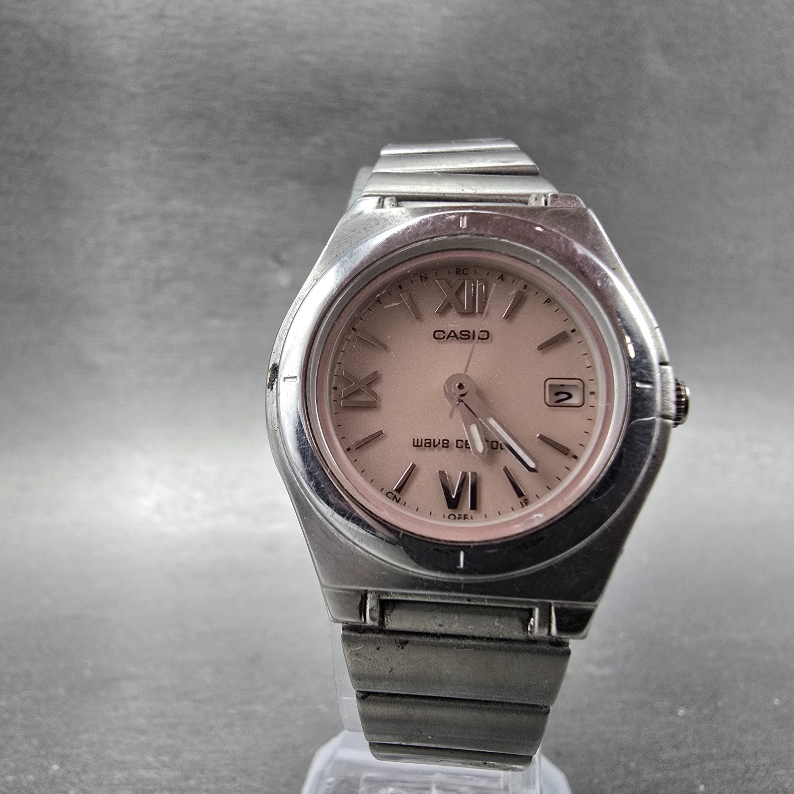 Casio Wave Ceptor Solar Watch Women 28mm Pink Dial Silver Tone Date LQW-10 Runs