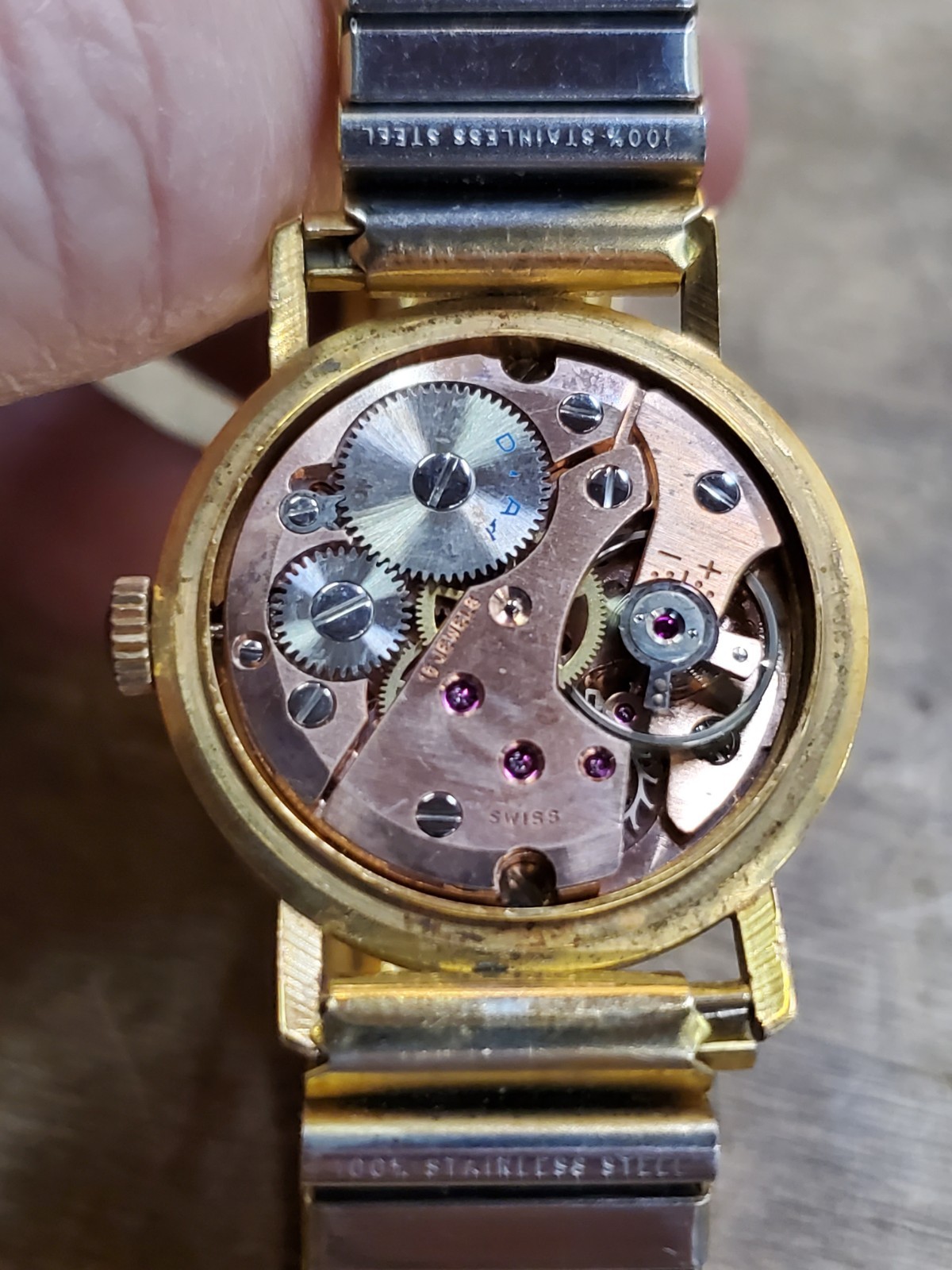 Vintage RADIANT Antimagnetic Manual Wind Dress Watch, 15 Rubis (Jewels) Swiss