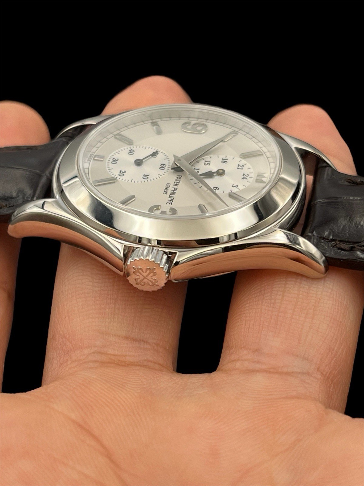 Patek Philippe Calatrava Travel Time 18K White Gold, White Dial 5134G
