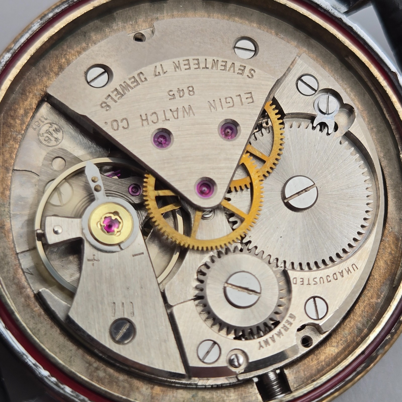 Vintage ELGIN men’s manual wind watch Linen dial Germany 1960s