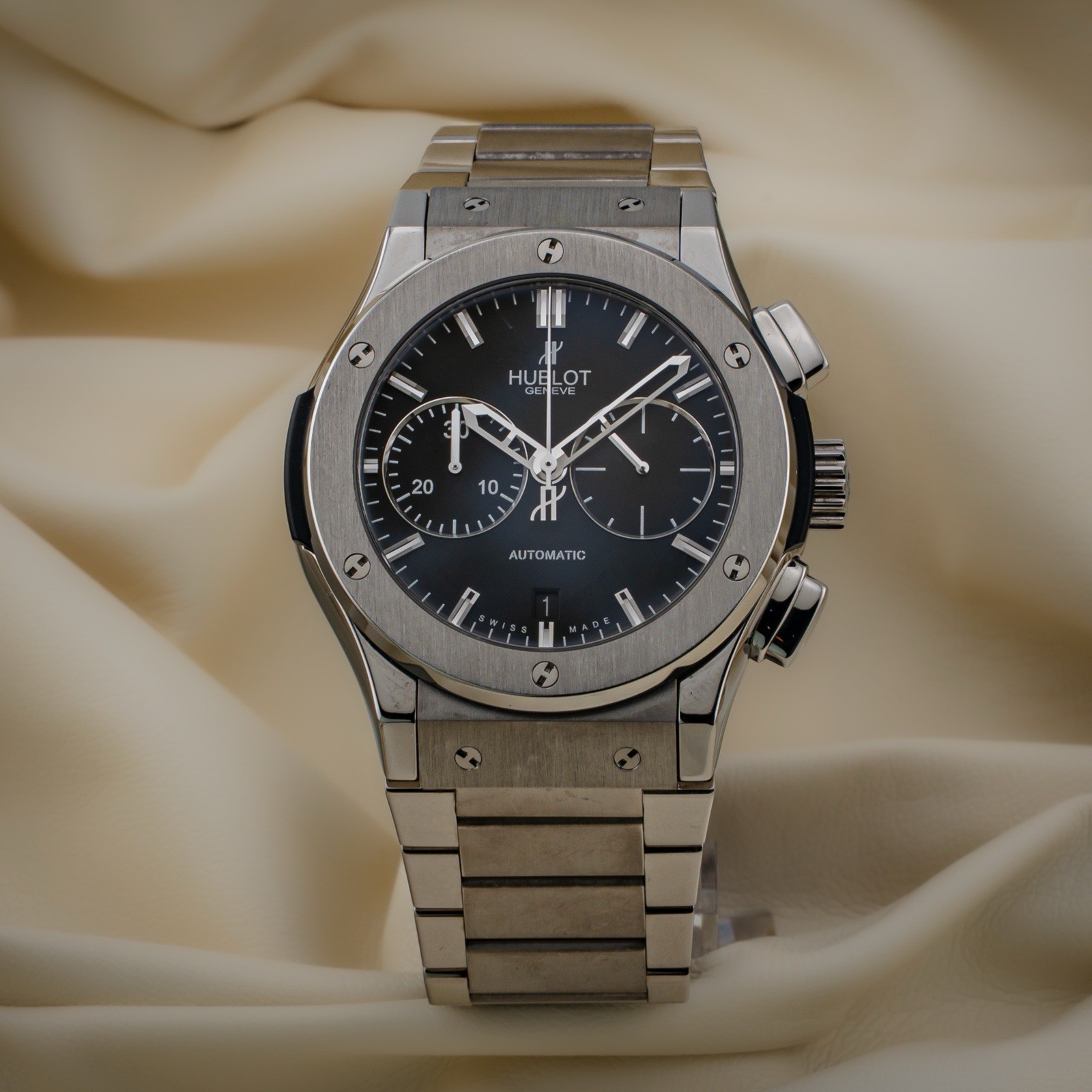 Hublot Classic Fusion Chronograph Bracelet Box & Papers 45mm Excellent Condition