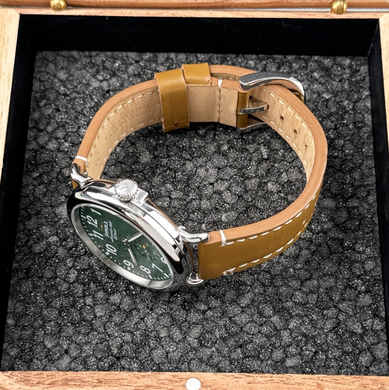 Shinola Runwell Watch 41mm Green Dial Argonite 1069 Men’s Watch S0120242428