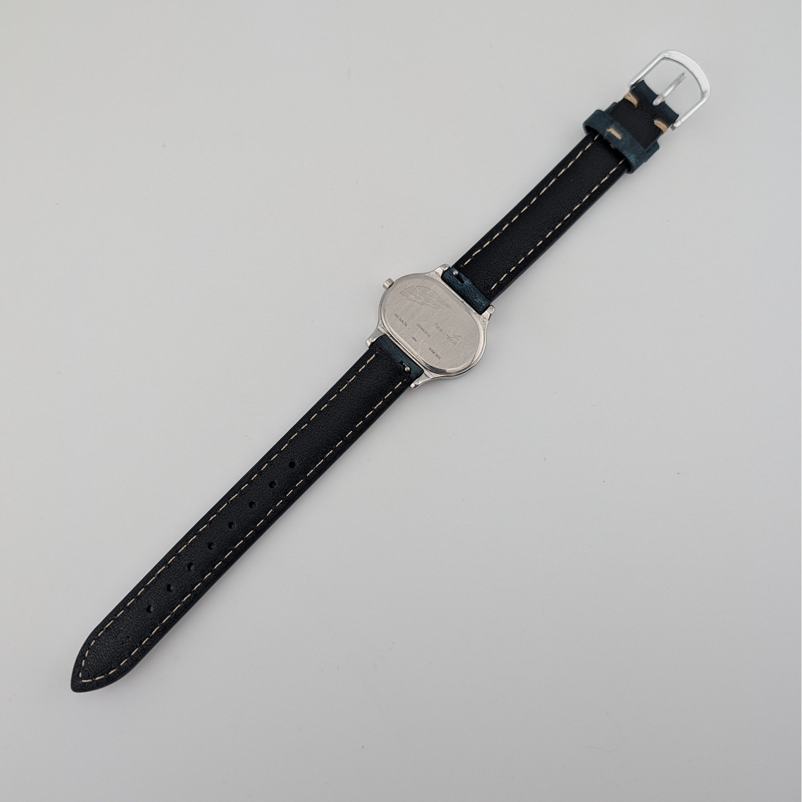 Fastrack Blue Minimalist Oval Watch Y2K Futuristic Art Dial India 30mm