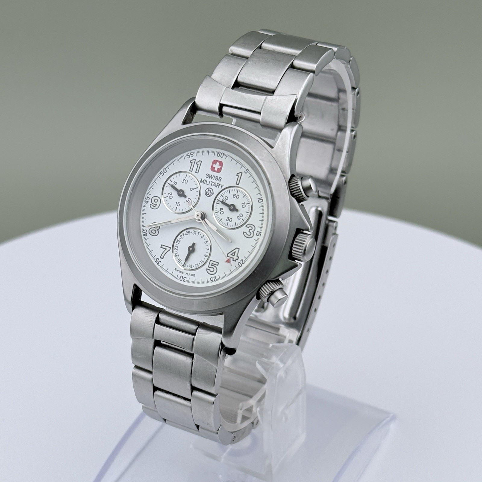 Swiss Made Swiss Military Watch 40mm Screw Down Crown Lume 100M Stainless Steel