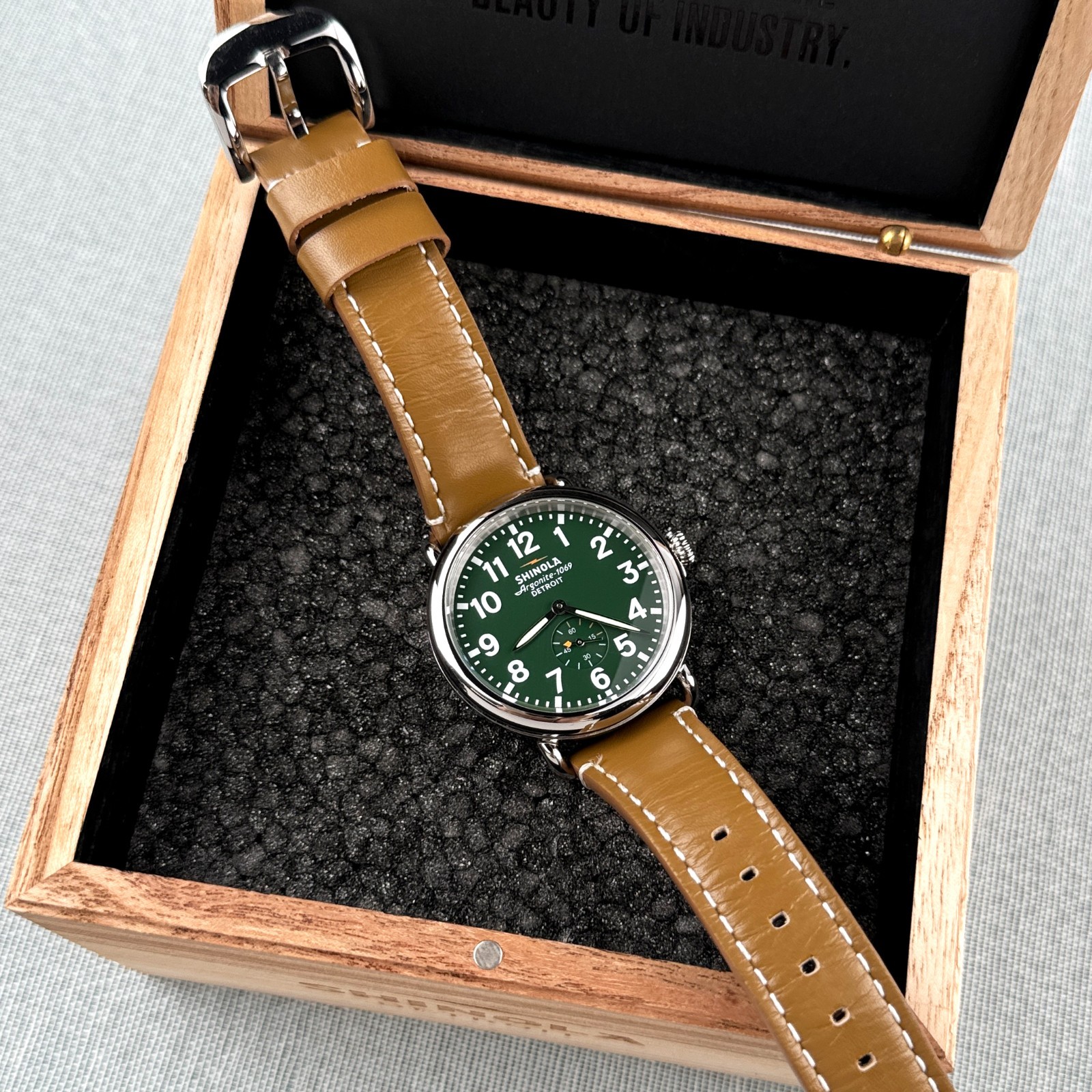 Shinola Runwell Watch 41mm Green Dial Argonite 1069 Men’s Watch S0120242428