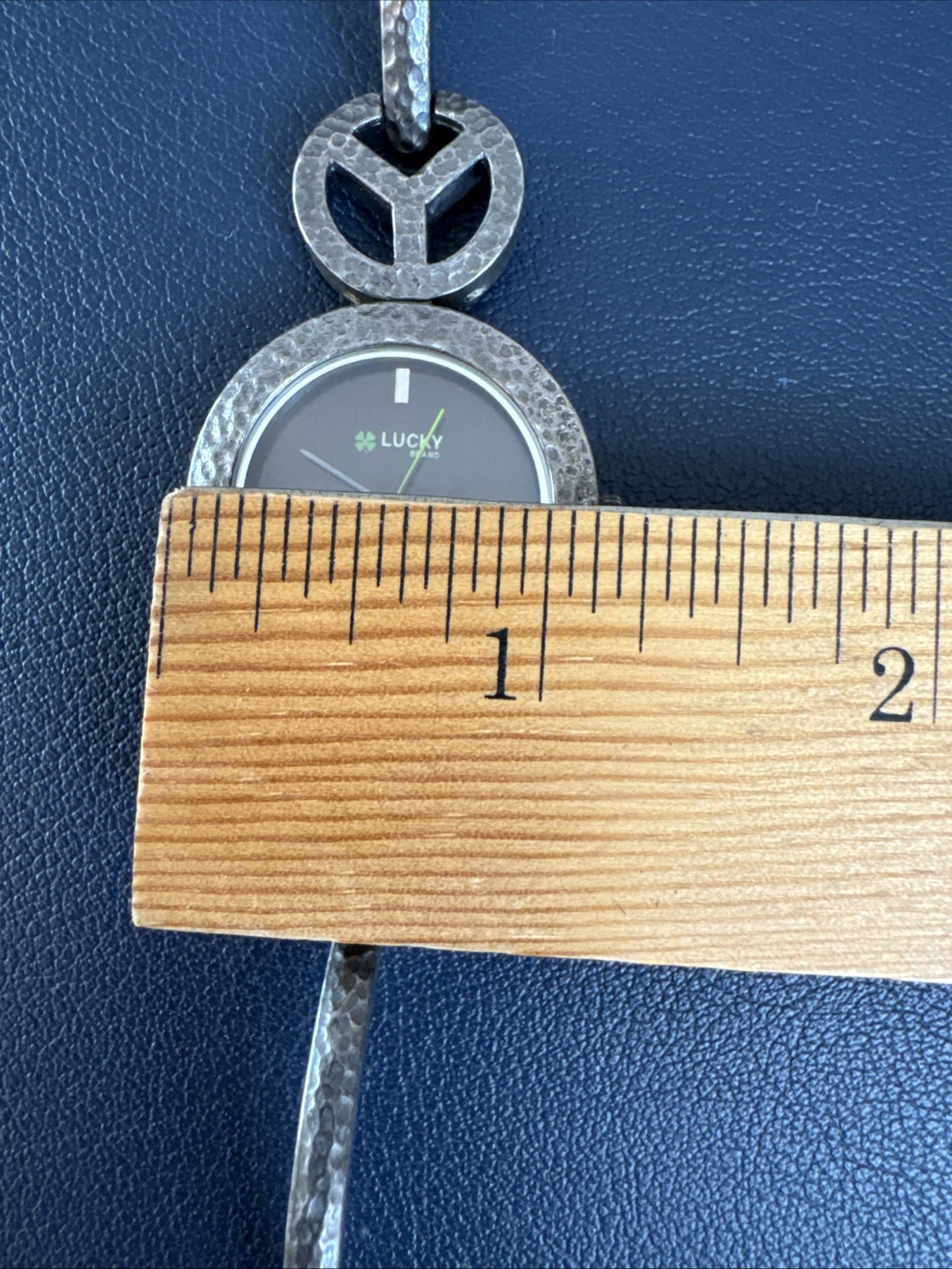 Lucky Brand Watch Peace Sign Needs Battery 6.25″ Womens 32mm Hammered Metal