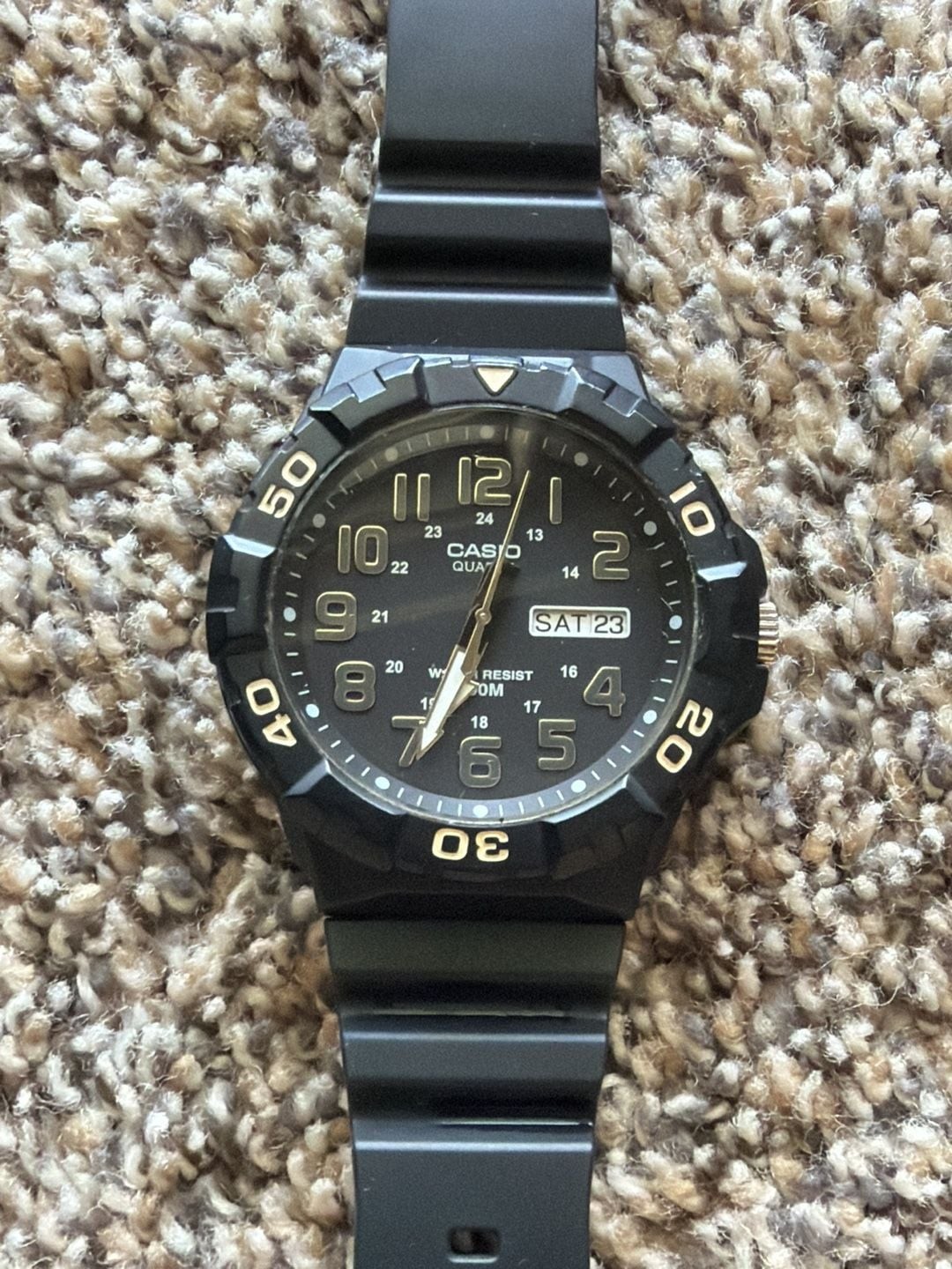 Casio MRW-210H-1AV Men’s Sport Dive Style Watch