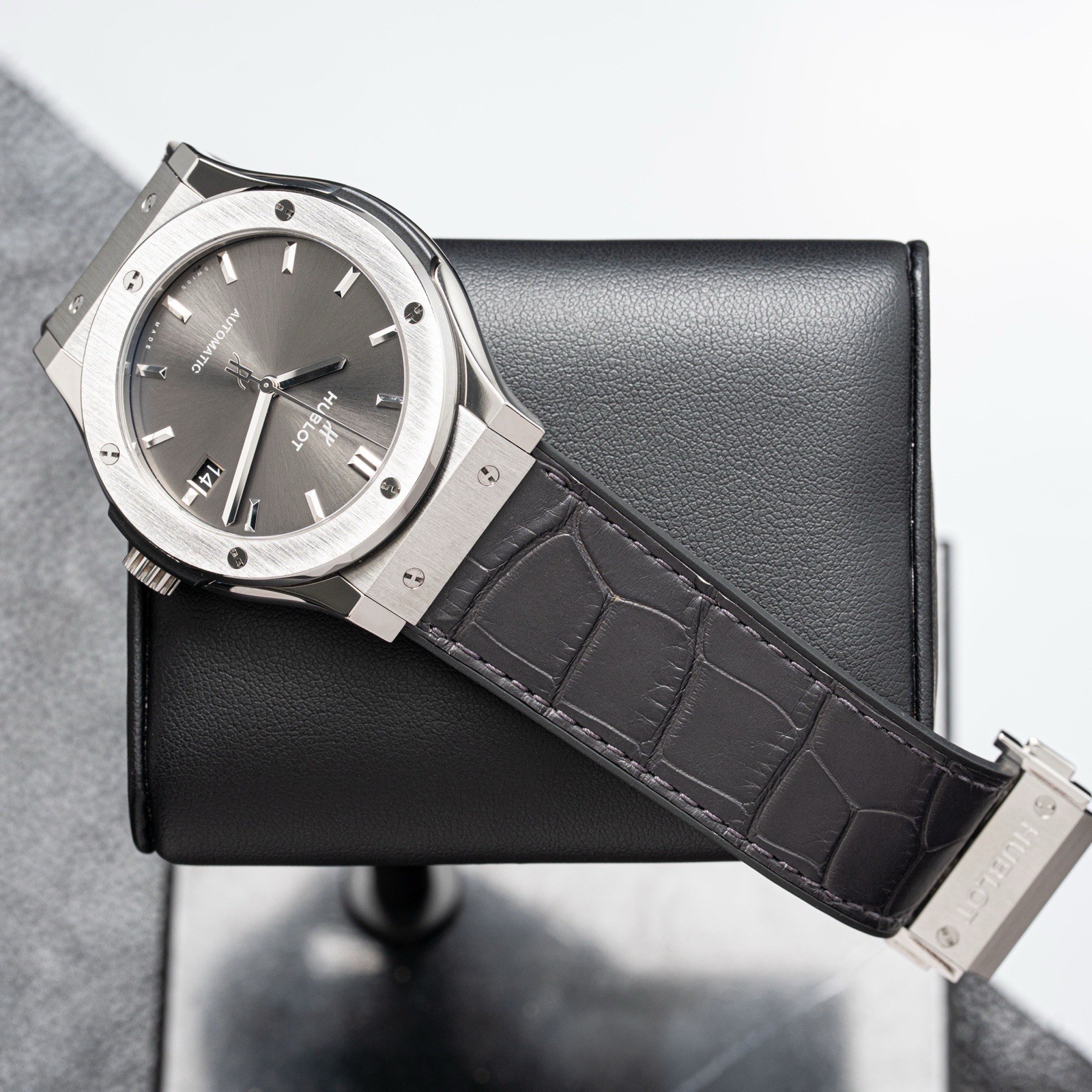 Hublot Classic Fusion Gray Men’s Watch – 511.NX.7071.LR