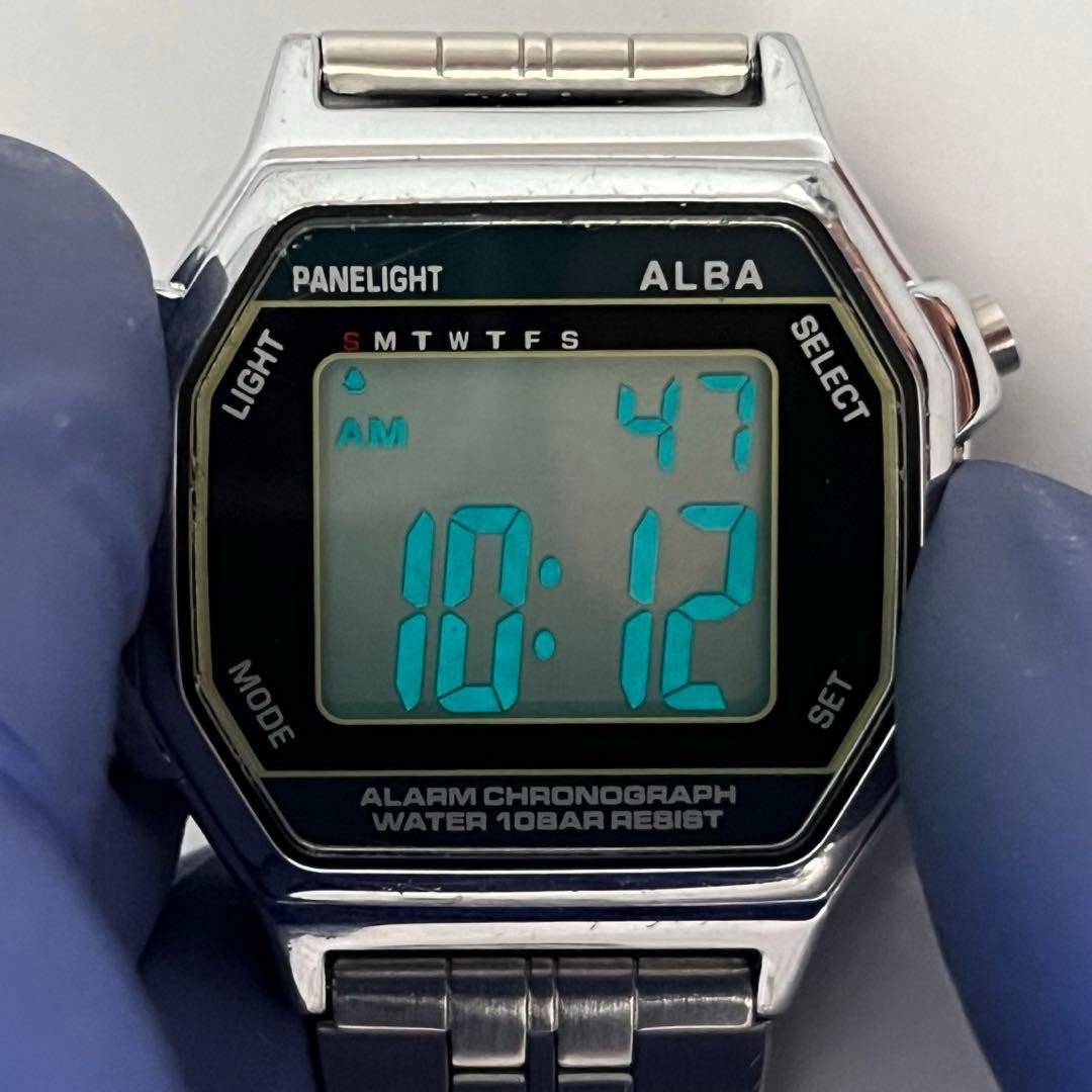 ALBA W136 4A20 Digital Silver Square Y2K 10BAR Men’s Watch Auth