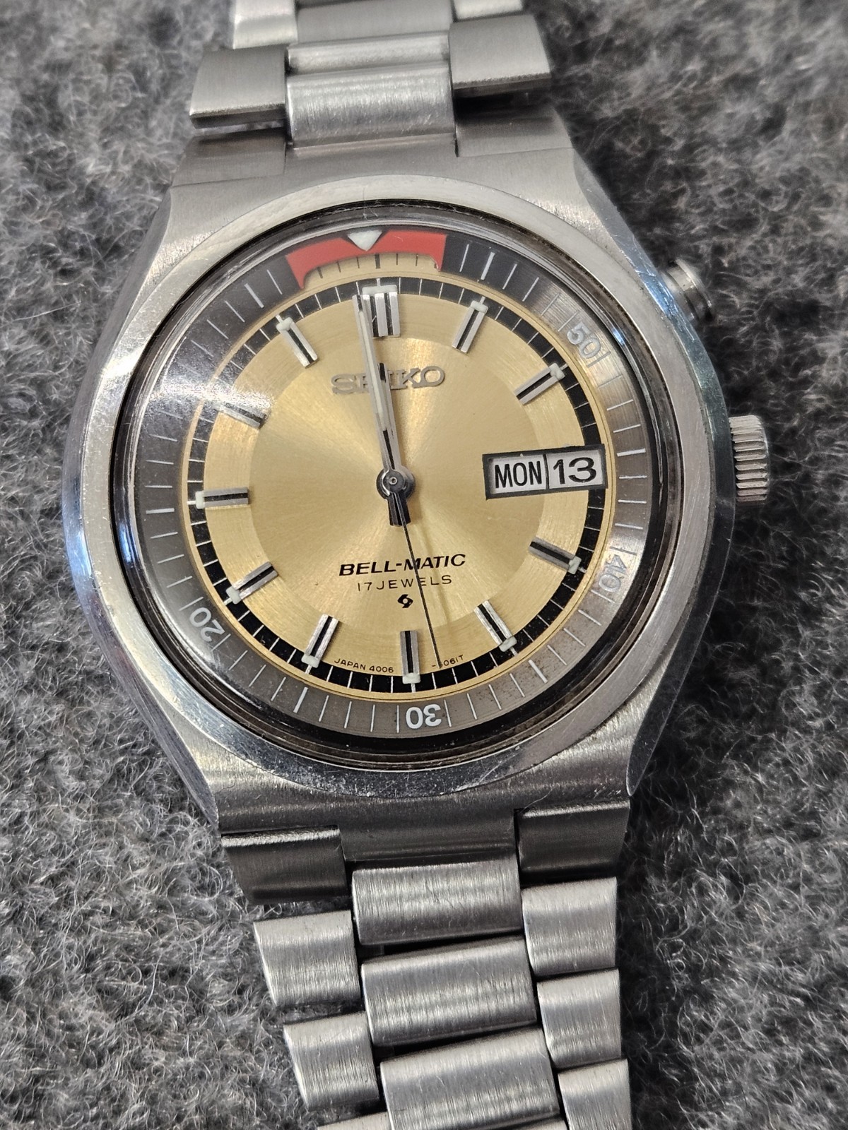 Vintage Seiko Bell Matic Automatic 4006-6040 Gold Dial 17 j Alarm VIDEO