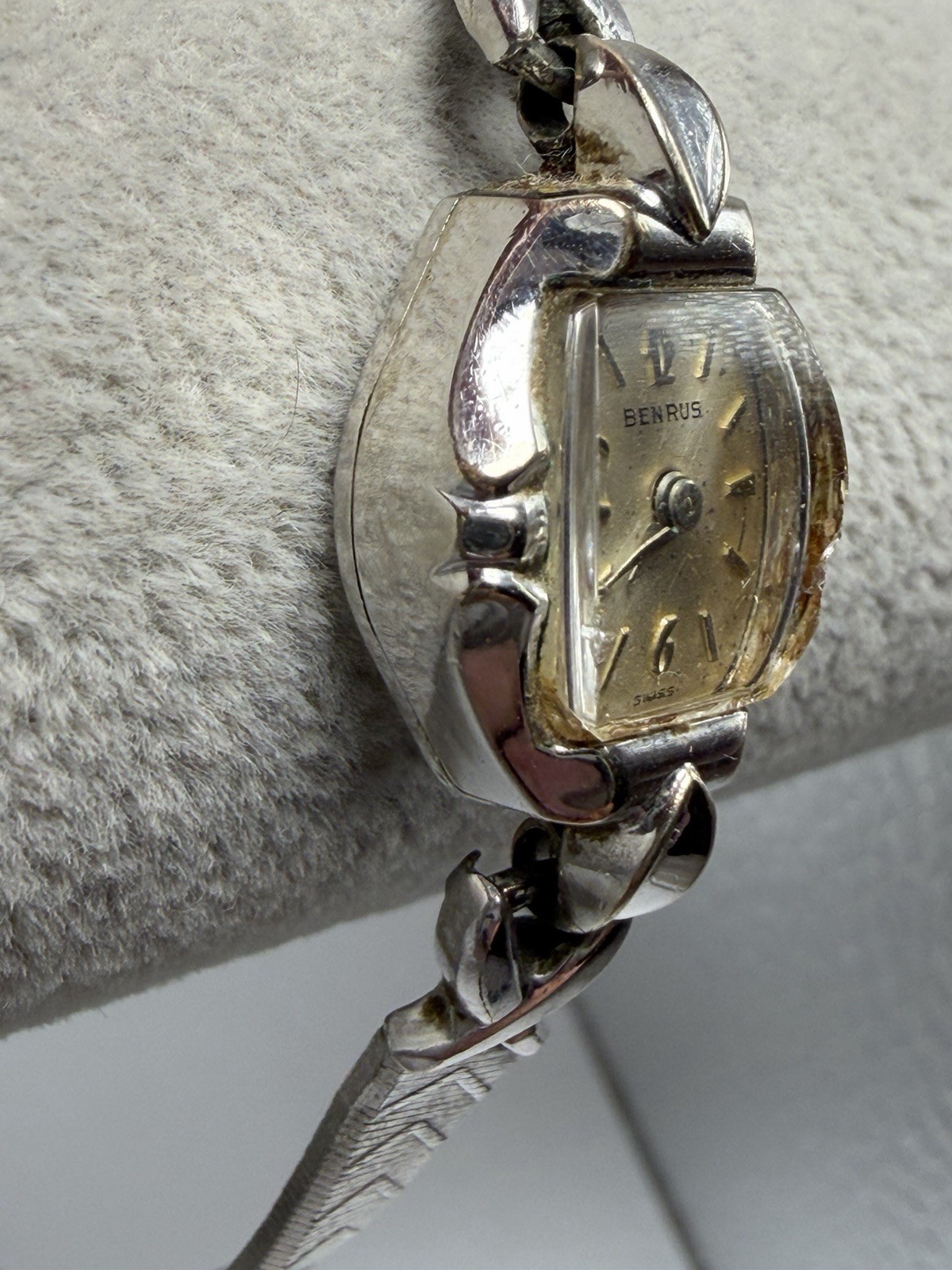 Benrus Manual Wind Working Ladies Watch 16MM 6″ Gold Plated Swiss Made Vintage