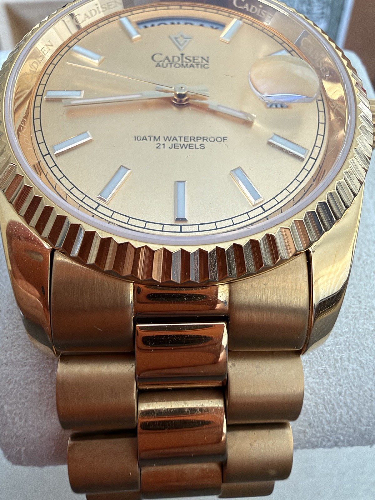 CADISEN Automatic Men’s Watch Gold Dial Day-Date 100m SS Bracelet 40mm